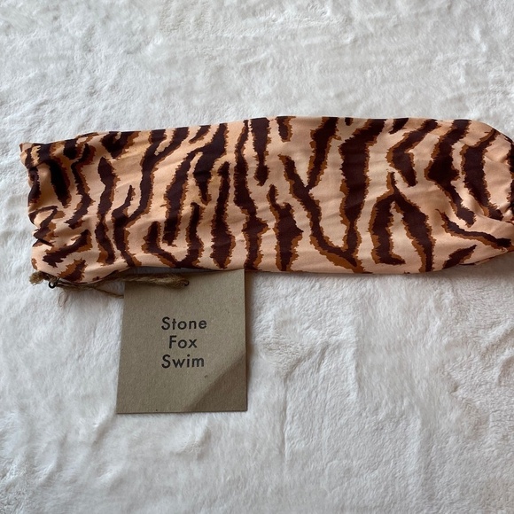 New! Stone Fox Swim Lele knotted bandeau bikini top 10656 - Picture 6 of 12